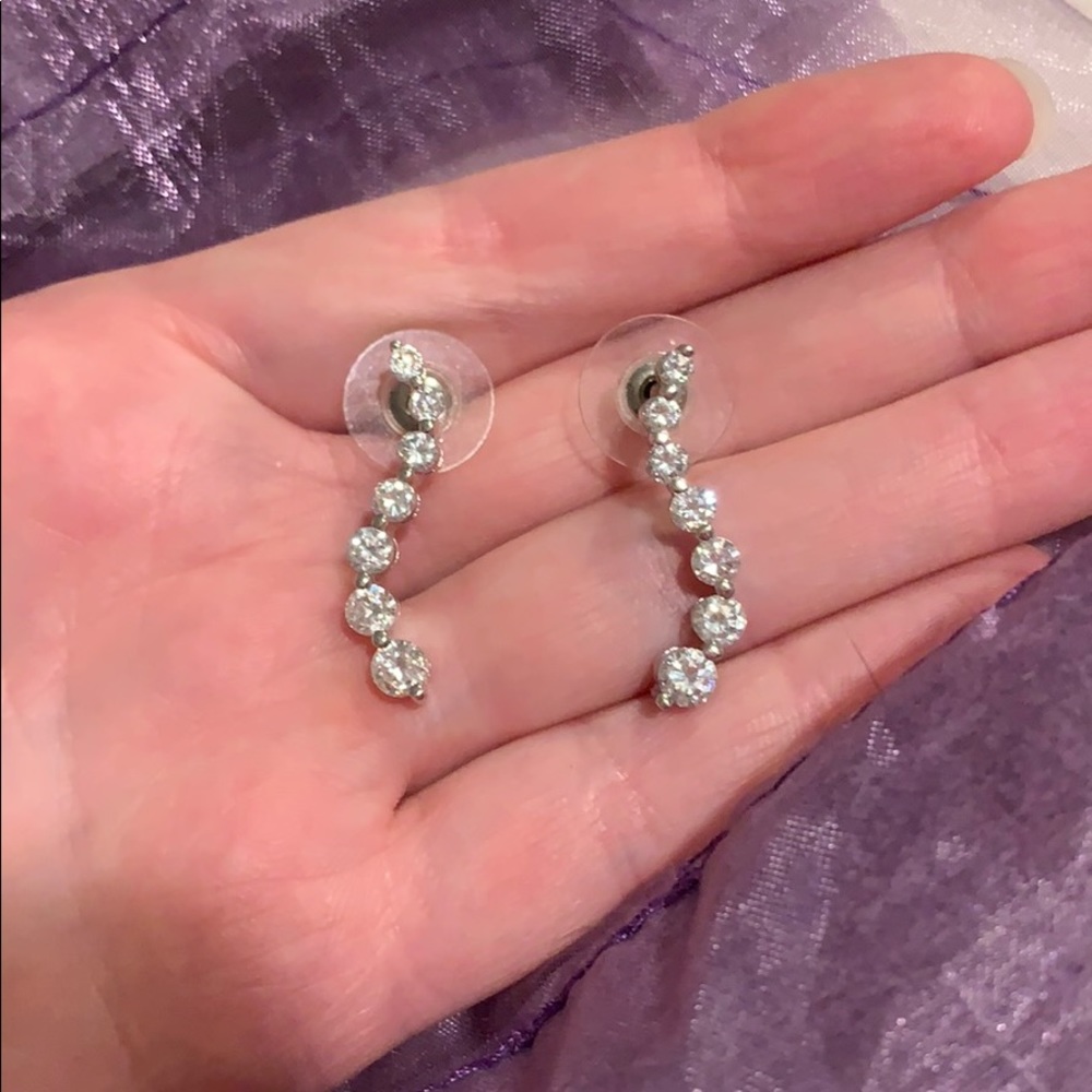 Crystal drop earrings